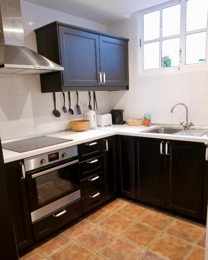 Villa Consuelo - Quiet Location Close To Resorts Buzanada 외부 사진